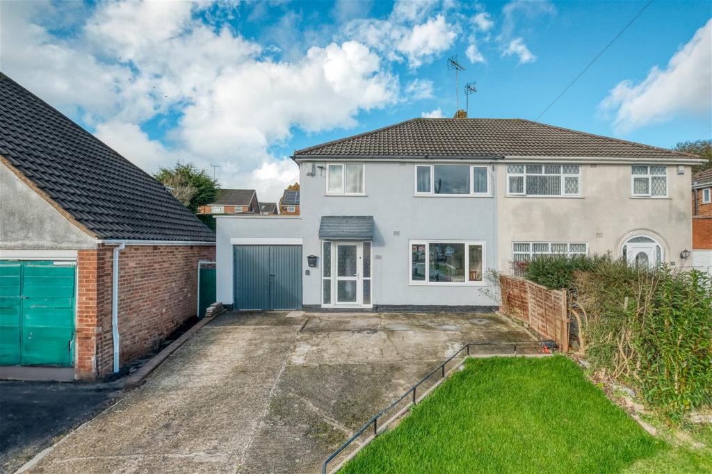 Waseley Road, Rubery, Birmingham, B45 9TW 3 bed semidetached house for
