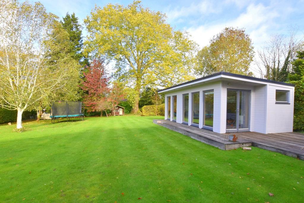 Garden Office
