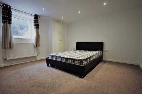 3 bedroom terraced house to rent - Robinson Street, Preston PR2