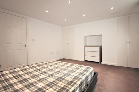 3 bedroom terraced house to rent, Robinson Street, Preston PR2