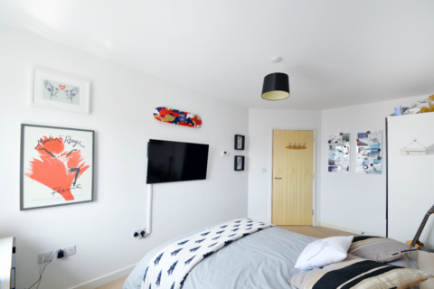 2 bedroom apartment for sale - at Rowditch Furlong, Redhouse Park, Milton Keynes MK14