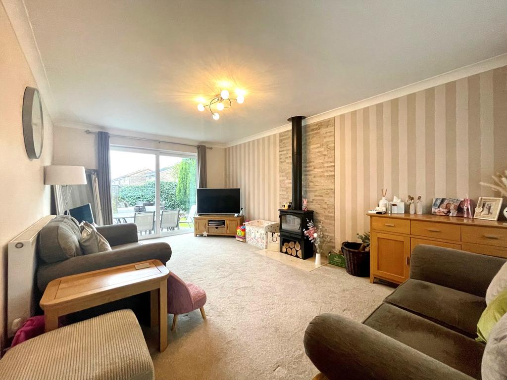 Levensgarth Avenue, Preston PR2 3 bed detached house £250,000