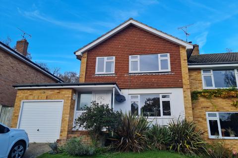 3 bedroom semi-detached house to rent, Chieveley Drive, Tunbridge Wells, TN2