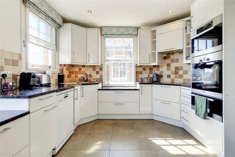 3 bedroom apartment to rent, Prince of Wales Drive, SW11