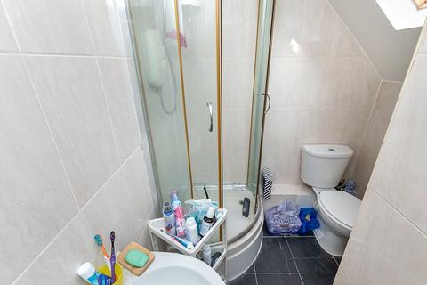 7 Bellingham Green, London, SE6 3HD