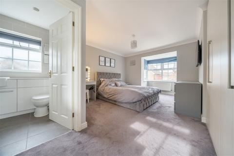 4 Apollo Way, St Marys Island, Chatham, ME4 3AP