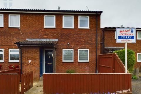 3 bedroom end of terrace house to rent - Walton Court, Close To Hospital