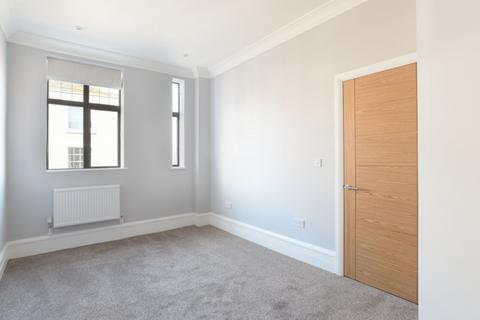 1 bedroom flat to rent, Queen Street, Deal, CT14