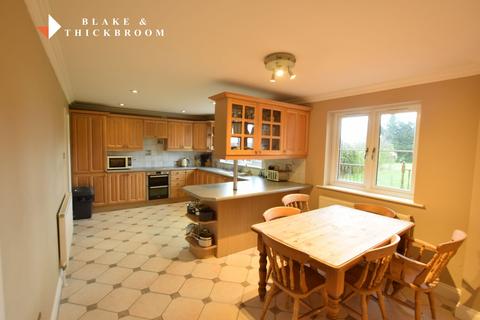 5 bedroom detached house for sale, Lakeside Oaks, 25 Point Clear Road, St Osyth