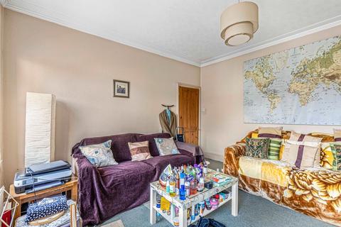 2 bedroom flat for sale - Woodthorpe Road, Ashford, TW15