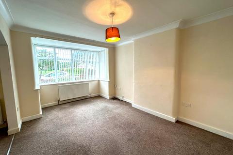 1 bedroom detached bungalow to rent, Larkfield Lane, Southport PR9