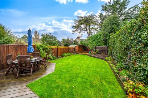 39a Hampton Road, Teddington, TW11 0LA