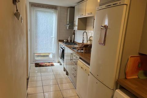 1 bedroom flat for sale - Northwood,  London,  HA6