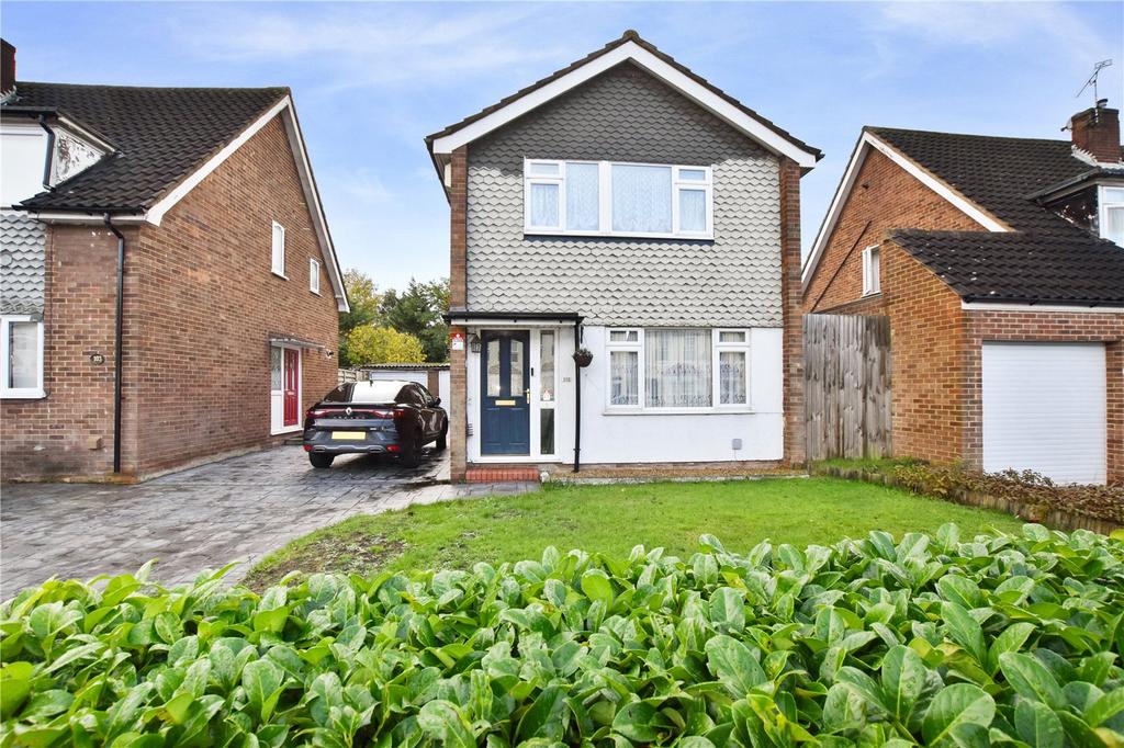 Long Lane, Bexleyheath, DA7 3 bed detached house for sale £500,000