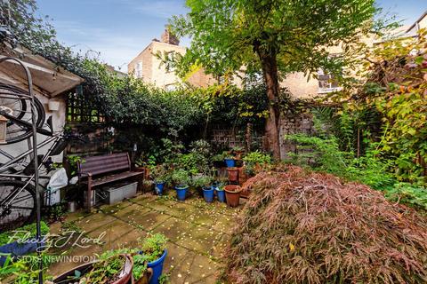 44 Belgrade Road, London, N16 8DJ