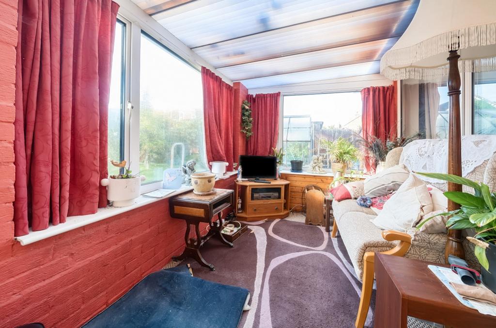 Skellingthorpe Road, Lincoln, Lincolnshire, LN6 3 bed detached bungalow
