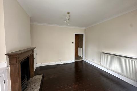 2 bedroom cottage to rent, 7 Field Terrace Road