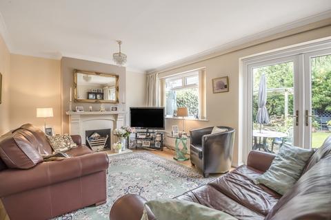 23 Alpine Road, Walton-on-thames, KT12 2NH
