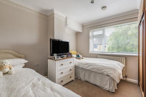 23 Alpine Road, Walton-on-thames, KT12 2NH