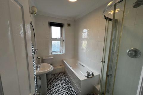 1 bedroom flat to rent, S Lambeth Rd, Lambeth, London