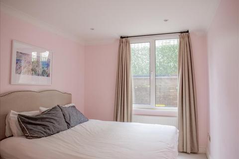 2 bedroom apartment for sale, Thornbury Court, Chepstow Villas, London, Royal Borough of Kensington & Chelsea, W11