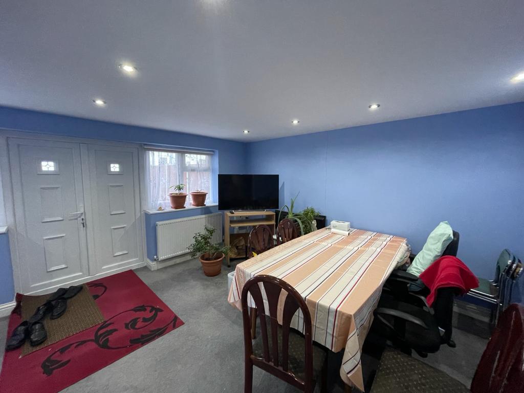Exeter Road, Harrow HA2 1 bed flat £1,300 pcm (£300 pw)