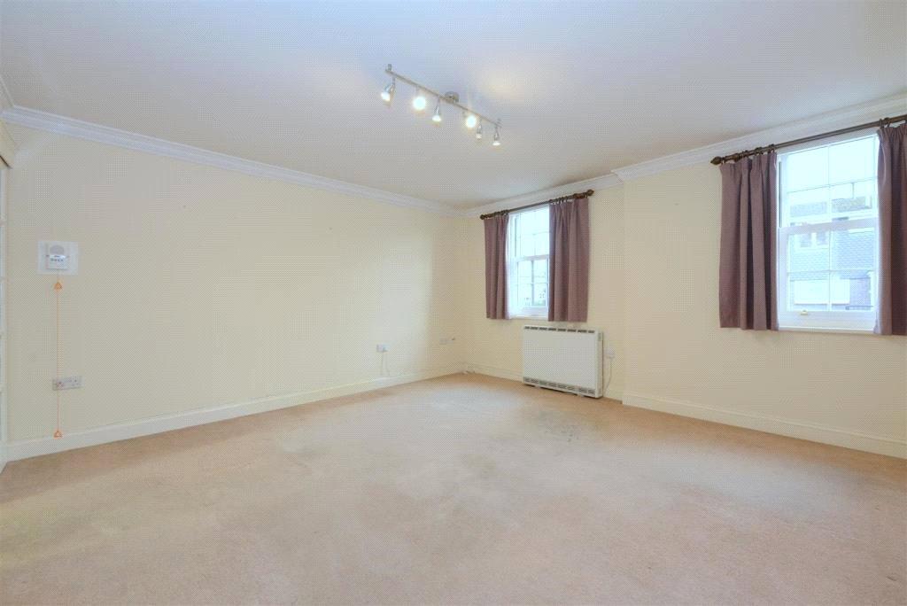 Carline Crescent, Shrewsbury, Shropshire, SY3 2 bed apartment for sale