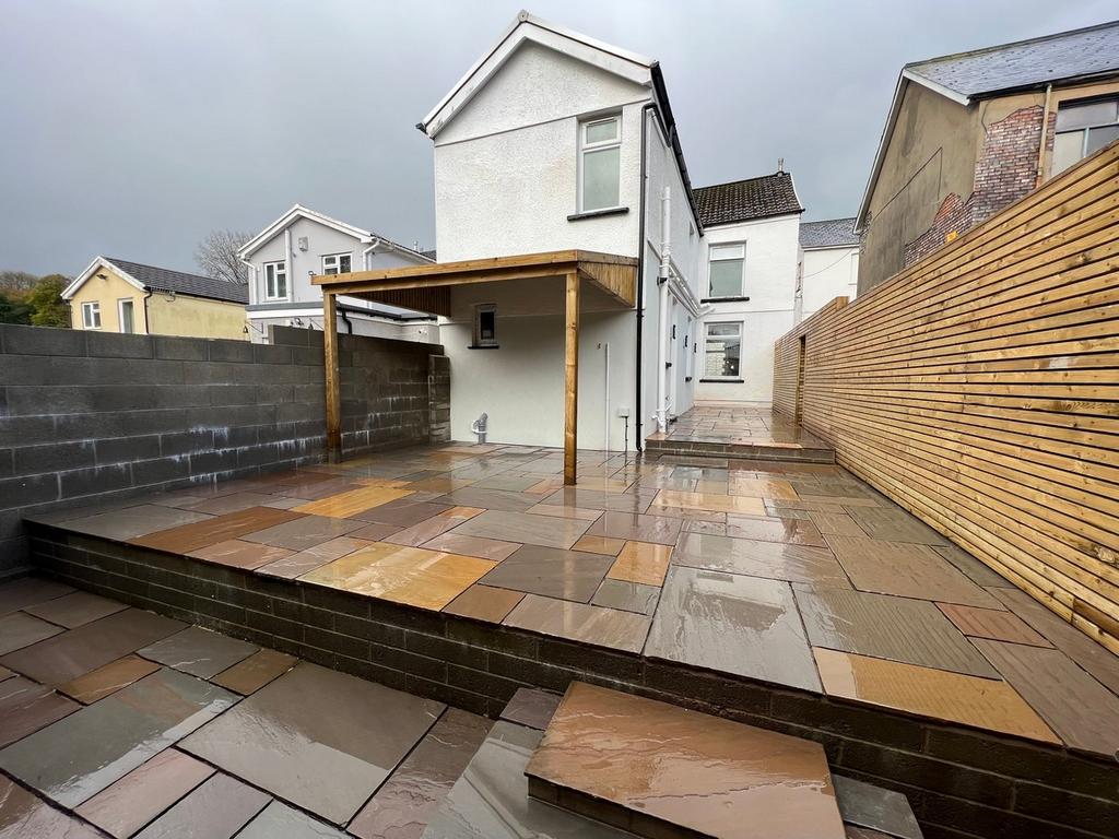 Glannant street Penygraig Tonypandy 3 bed end of terrace house for