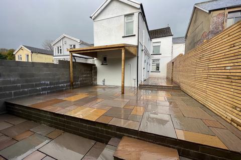 1 Glannant Street, Tonypandy, CF40 1JT