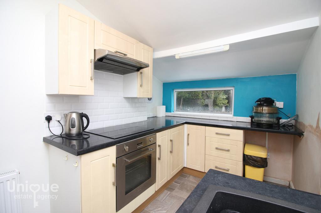 Fleetwood Road, ThorntonCleveleys, FY5 2 bed bungalow for sale £190,000