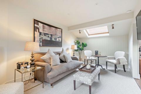 2 bedroom terraced house for sale, St. Thomas Street, Winchester, Hampshire