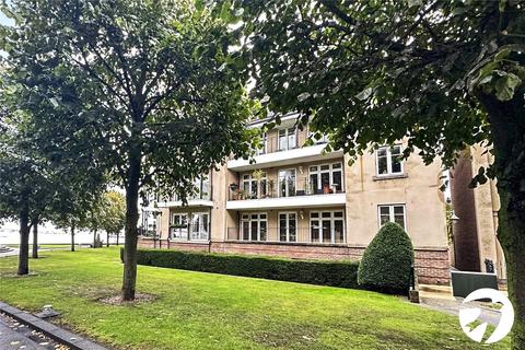 2 bedroom flat for sale, The Boulevard, Greenhithe, DA9