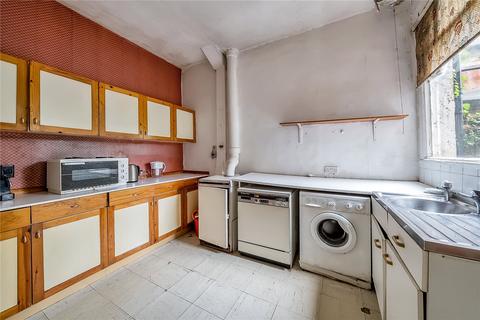 206 Victoria Road, Wood Green, London, N22 7XQ