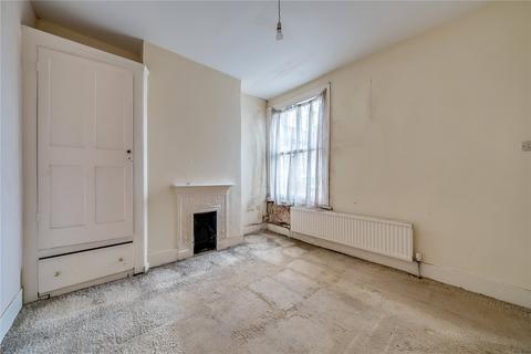 206 Victoria Road, Wood Green, London, N22 7XQ