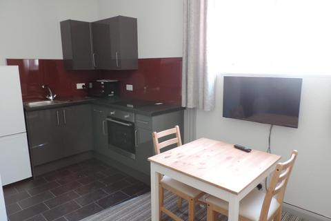 2 bedroom house to rent, Nunnery Fields, Canterbury