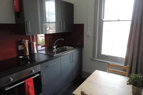 2 bedroom house to rent, Nunnery Fields, Canterbury