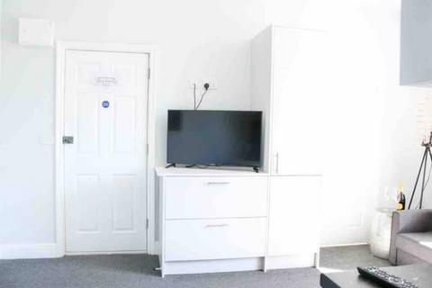 1 bedroom in a house share to rent, Ethelbert Road, Canterbury