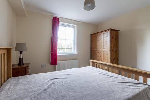 undefined, 2573L South Fort Street, Edinburgh, EH6 4DL