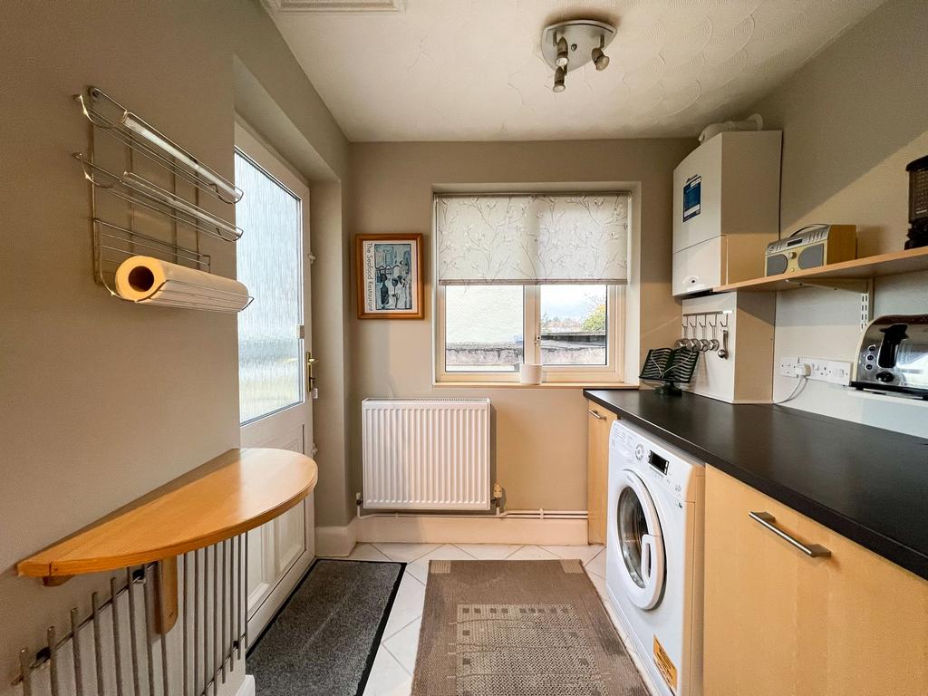 Kitchen/Utility Area