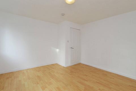 2/3 Glenogle Road, Edinburgh, EH3 5HW