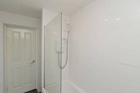 2/3 Glenogle Road, Edinburgh, EH3 5HW