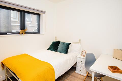 3 bedroom flat to rent - Flat B, 25 Lister Gate, City Centre, Nottingham, NG1 7DE