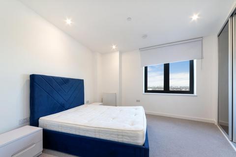 2 bedroom apartment to rent, Skyline Apartments, Three Waters, London, E3