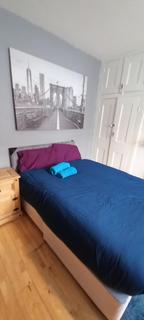 5 bedroom house share to rent, Pagitt St