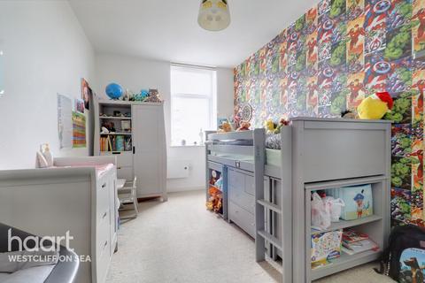 2 bedroom flat for sale, Victoria Avenue, Southend-on-sea