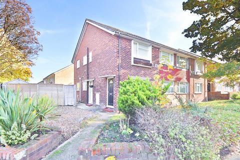 2 bedroom maisonette to rent, Malden Road, New Malden