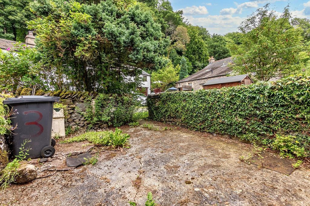 Rear Courtyard Garden