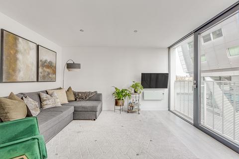 1 bedroom apartment for sale, at 6 Hester Road, Battersea, London SW11