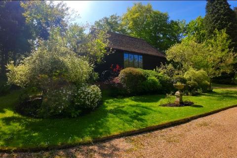 1 bedroom cottage to rent, Cowshot Common,  Brookwood,  GU24