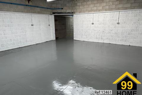 Warehouse to rent - Store to rear off Torquay Road, Paignton, Devon, TQ3